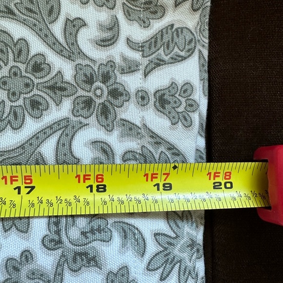 Talbots Green Ivory Straight Twill Paisley Design Mini Skirt SZ 16 P 100% cotton - Picture 9 of 10